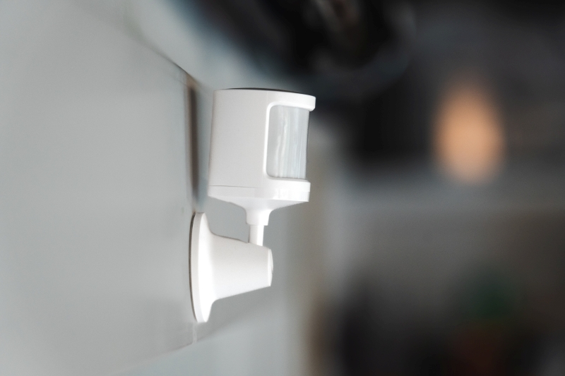 Czujniki ruchu w transporcie – zastosowania