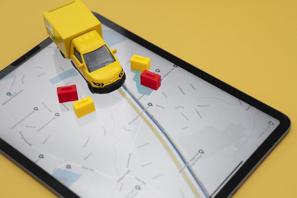 Wyznacz trasę samochodową w logistyce – poradnik